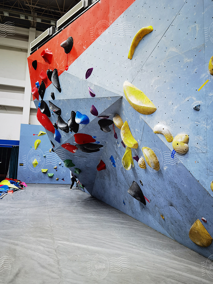 indoor climbing, climbing wall, rock climbing, climbing gym, artificial climbing wall